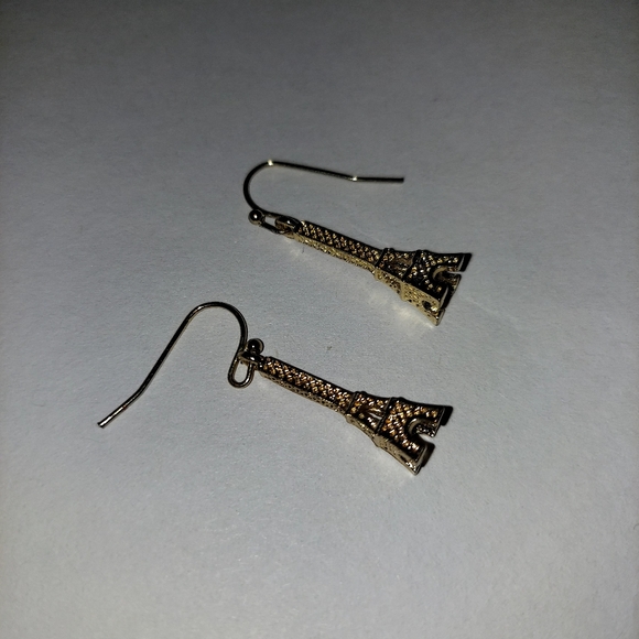 Eiffel Tower Pair of Earrings Gold in Color - Picture 2 of 3